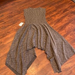 Joyfolie Mia joy dress gray waffle knit sleeveless handkerchief style LG